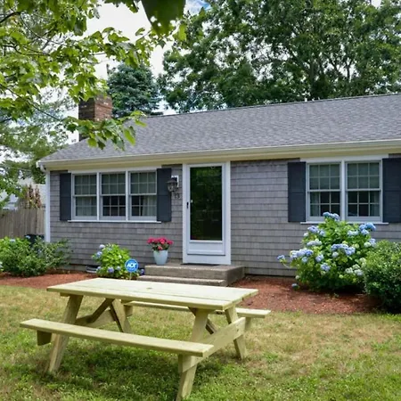 Cozy Coastal Retreat West Dennis - 3 Bedroom